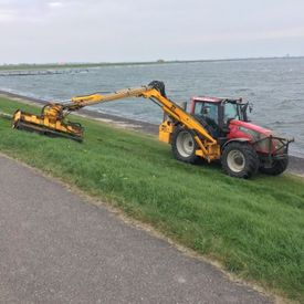 Wegberm maaien Tholen
